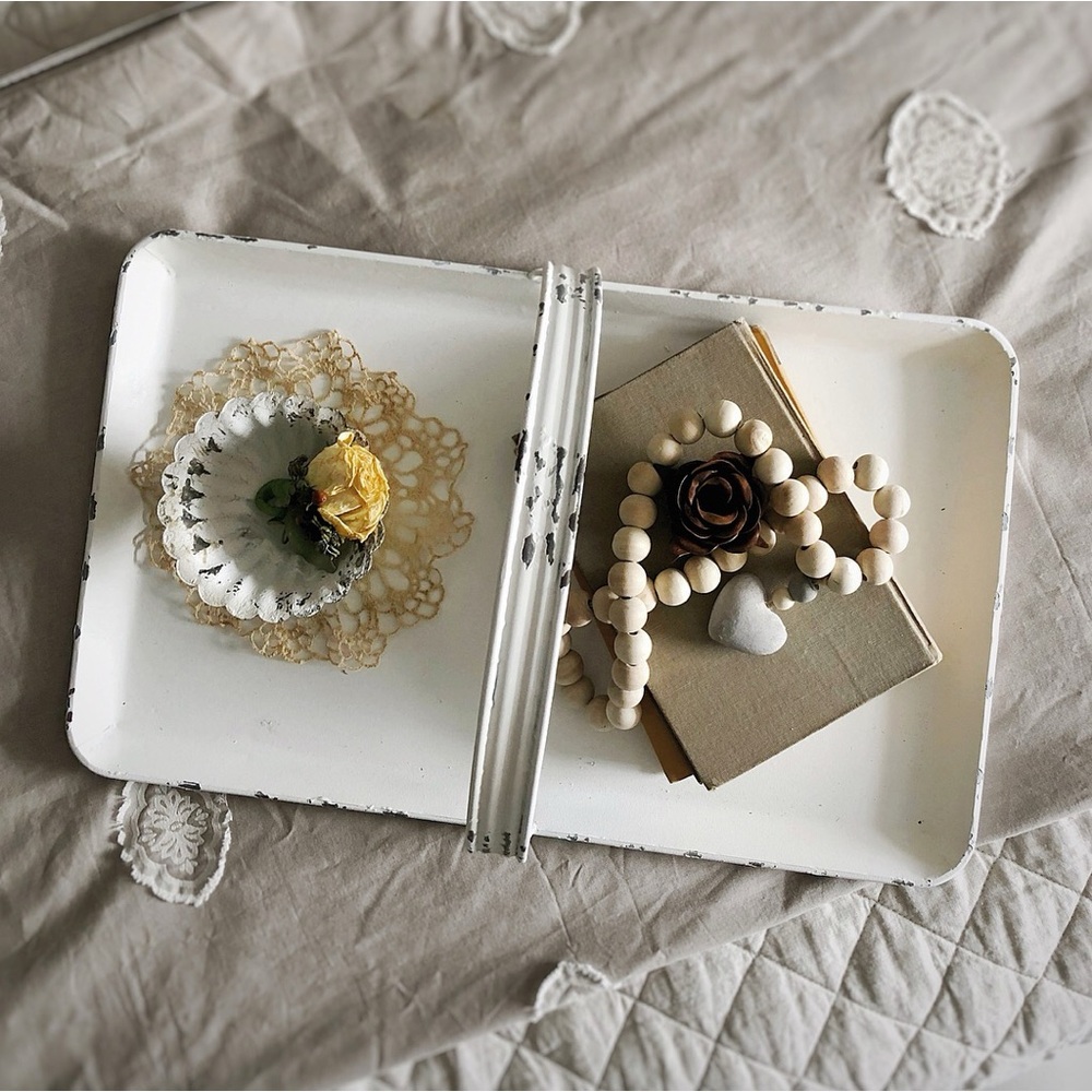 Chippy enamel tray